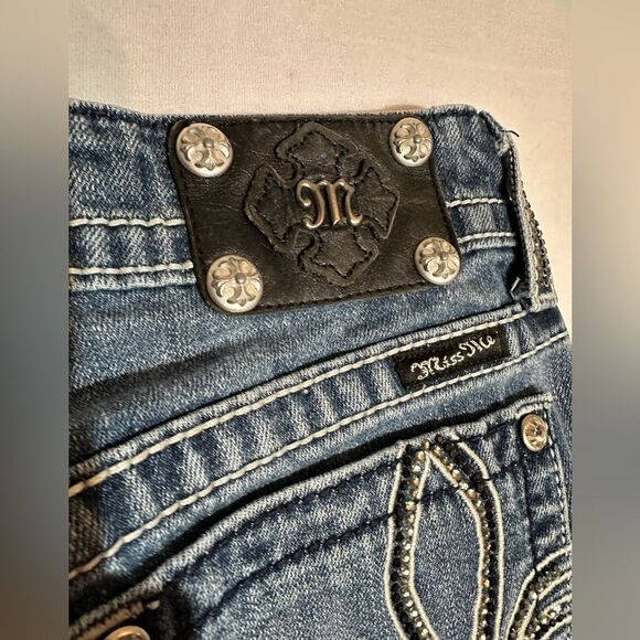 Miss Me Bootcut Jeans Sequoia Rhinestone Stretch Fleur de Lis Size 27 - Picture 4 of 12